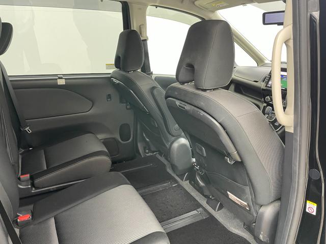 セレナ ｅ－パワー　ハイウェイスターＶ　純正１０インチナビ　純正フリップダウンモニター　全方位カメラ　プロパイロット　両側電動スライド　ビルトインＥＴＣ　ＬＥＤヘッドライト　ドライブレコーダー　デジタルインナーミラー　オートハイビーム（53枚目）