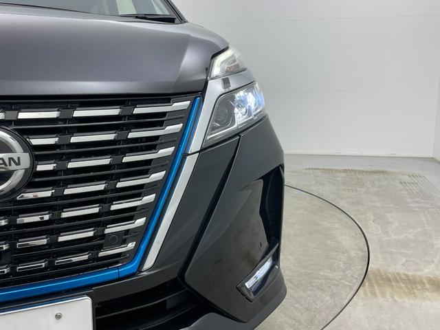 セレナ ｅ－パワー　ハイウェイスターＶ　純正１０インチナビ　純正フリップダウンモニター　全方位カメラ　プロパイロット　両側電動スライド　ビルトインＥＴＣ　ＬＥＤヘッドライト　ドライブレコーダー　デジタルインナーミラー　オートハイビーム（66枚目）