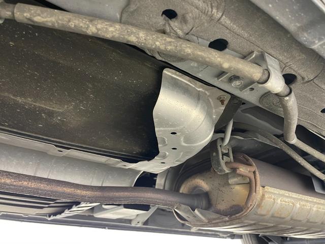 セレナ ｅ－パワー　ハイウェイスターＶ　純正１０インチナビ　純正フリップダウンモニター　全方位カメラ　プロパイロット　両側電動スライド　ビルトインＥＴＣ　ＬＥＤヘッドライト　ドライブレコーダー　デジタルインナーミラー　オートハイビーム（78枚目）