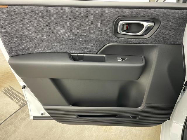 ステップワゴン e:HEVエアー EX 登録済未使用車 純正11.4インチナビ ブラインドスポットモニター 電動リアゲ-ト バックカメラ 追従型クルーズコントロール 両側パワースライドドア オートハイビーム シ-トヒ-タ- 衝突軽減システム(49枚目)