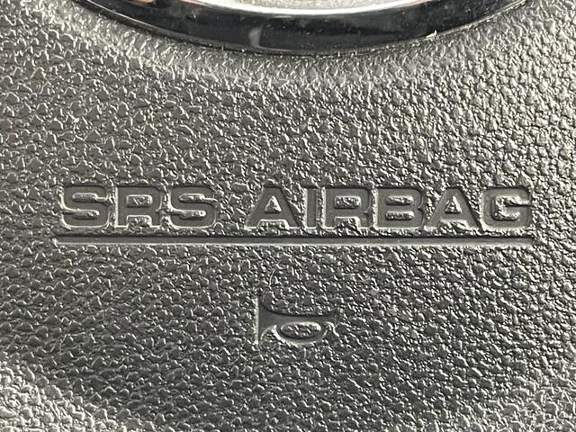 【運転席操作部】『運転席周辺の装備』の画像になります。快適なドライブを楽しむための機能が装備されています！運転席から触れるので使いやすいです！