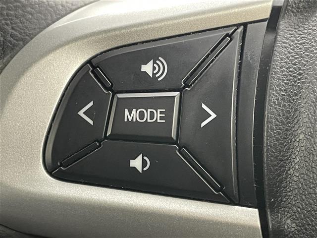 【運転席操作部】『運転席周辺の装備』の画像になります。快適なドライブを楽しむための機能が装備されています！運転席から触れるので使いやすいです！