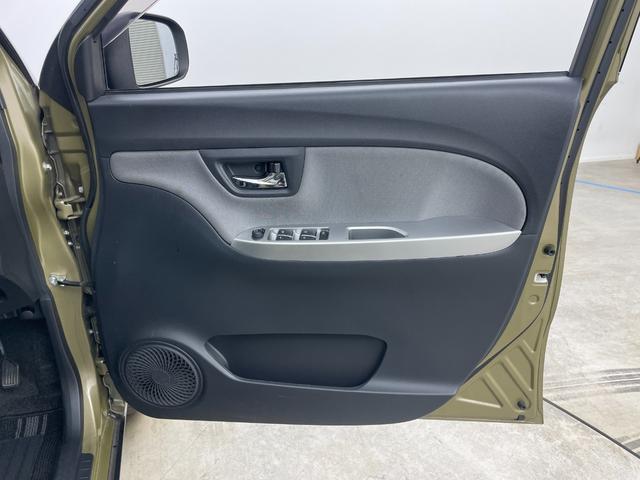 【運転席】『運転席周辺』の画像になります。写真の内容に関してご不明点、ご質問等がございましたらお気軽にガリバー店舗までお問い合わせください。