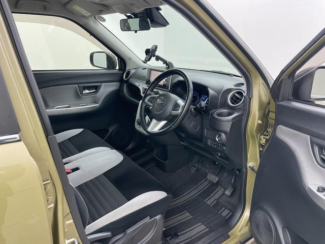 【運転席】『運転席周辺』の画像になります。写真の内容に関してご不明点、ご質問等がございましたらお気軽にガリバー店舗までお問い合わせください。