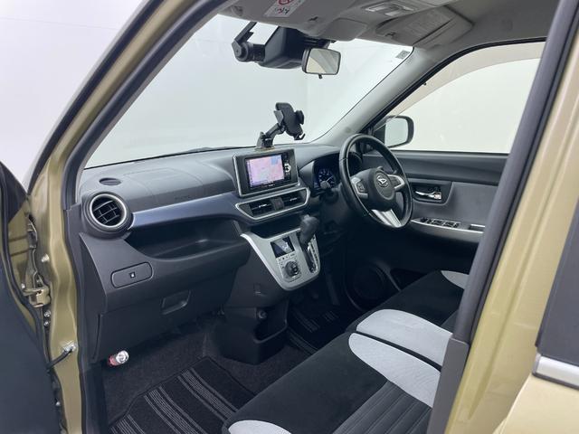 【助手席】『助手席周辺』の画像になります。写真の内容に関してご不明点、ご質問等がございましたらお気軽にガリバー店舗までお問い合わせください。