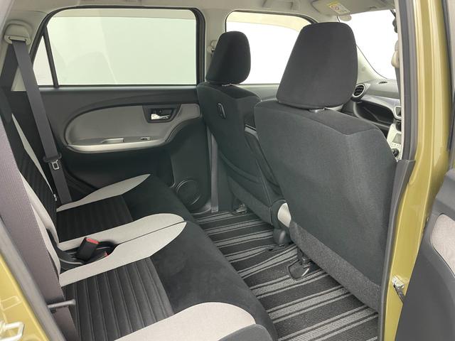 【後部座席】『後部座席周辺』の画像になります。写真の内容に関してご不明点、ご質問等がございましたらお気軽にガリバー店舗までお問い合わせください。