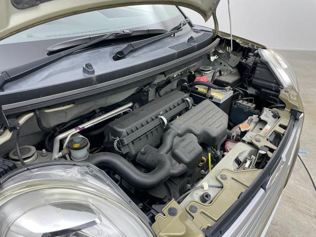 【エンジンルーム】『エンジンルーム周辺』の画像になります。写真の内容に関してご不明点、ご質問等がございましたらお気軽にガリバー店舗までお問い合わせください。