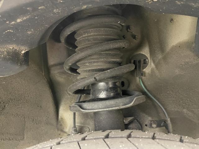 【下回り】『下回り周辺』の画像になります。写真の内容に関してご不明点、ご質問等がございましたらお気軽にガリバー店舗までお問い合わせください。