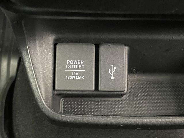 フリードハイブリッド ハイブリッド・クロスターホンダセンシング　８インチナビ　フリップダウンモニター　両側パワースライドドア　衝突軽減ブレーキ　レーダークルーズコントロール　ドライブレコーダー　シートヒーター　バックカメラ　ビルトインＥＴＣ　ＬＥＤヘッドライト（39枚目）