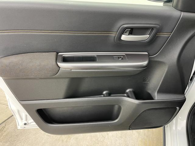 フリードハイブリッド ハイブリッド・クロスターホンダセンシング　８インチナビ　フリップダウンモニター　両側パワースライドドア　衝突軽減ブレーキ　レーダークルーズコントロール　ドライブレコーダー　シートヒーター　バックカメラ　ビルトインＥＴＣ　ＬＥＤヘッドライト（46枚目）