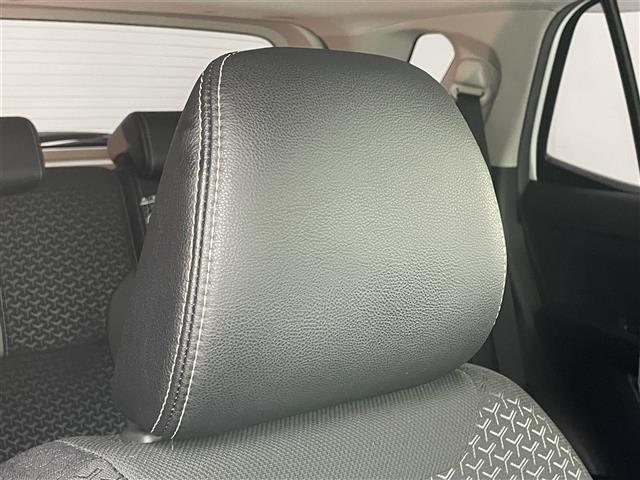 ロッキー プレミアムＧ　ＨＥＶ　純正９インチナビ　パノラマモニター　ドライブレコーダー　ＬＥＤライト　レーダークルーズコントロール　シートヒーター　ハーフレザーシート　プッシュスタート　オートライト　地デジＴＶ　衝突軽減ブレーキ（10枚目）