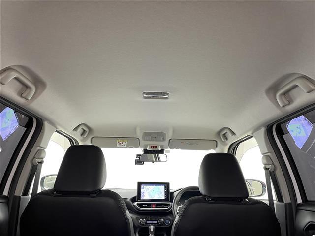 ロッキー プレミアムＧ　ＨＥＶ　純正９インチナビ　パノラマモニター　ドライブレコーダー　ＬＥＤライト　レーダークルーズコントロール　シートヒーター　ハーフレザーシート　プッシュスタート　オートライト　地デジＴＶ　衝突軽減ブレーキ（12枚目）