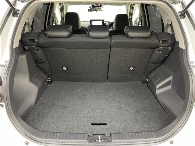 ロッキー プレミアムＧ　ＨＥＶ　純正９インチナビ　パノラマモニター　ドライブレコーダー　ＬＥＤライト　レーダークルーズコントロール　シートヒーター　ハーフレザーシート　プッシュスタート　オートライト　地デジＴＶ　衝突軽減ブレーキ（13枚目）