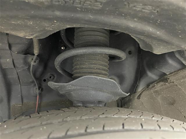 ロッキー プレミアムＧ　ＨＥＶ　純正９インチナビ　パノラマモニター　ドライブレコーダー　ＬＥＤライト　レーダークルーズコントロール　シートヒーター　ハーフレザーシート　プッシュスタート　オートライト　地デジＴＶ　衝突軽減ブレーキ（22枚目）