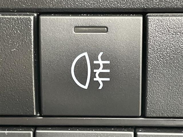 ロッキー プレミアムＧ　ＨＥＶ　純正９インチナビ　パノラマモニター　ドライブレコーダー　ＬＥＤライト　レーダークルーズコントロール　シートヒーター　ハーフレザーシート　プッシュスタート　オートライト　地デジＴＶ　衝突軽減ブレーキ（23枚目）