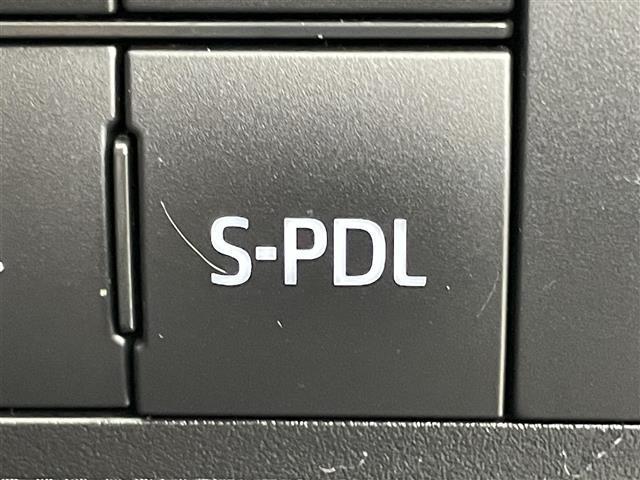ロッキー プレミアムＧ　ＨＥＶ　純正９インチナビ　パノラマモニター　ドライブレコーダー　ＬＥＤライト　レーダークルーズコントロール　シートヒーター　ハーフレザーシート　プッシュスタート　オートライト　地デジＴＶ　衝突軽減ブレーキ（28枚目）