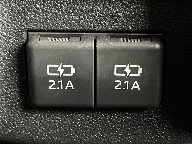 ロッキー プレミアムＧ　ＨＥＶ　純正９インチナビ　パノラマモニター　ドライブレコーダー　ＬＥＤライト　レーダークルーズコントロール　シートヒーター　ハーフレザーシート　プッシュスタート　オートライト　地デジＴＶ　衝突軽減ブレーキ（34枚目）