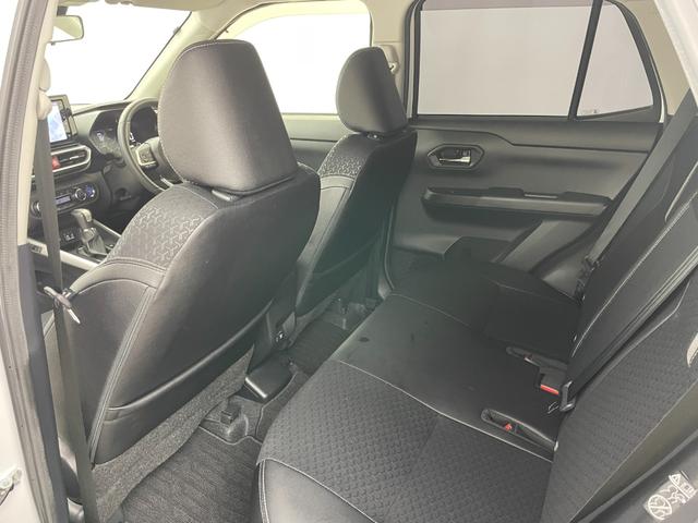 ロッキー プレミアムＧ　ＨＥＶ　純正９インチナビ　パノラマモニター　ドライブレコーダー　ＬＥＤライト　レーダークルーズコントロール　シートヒーター　ハーフレザーシート　プッシュスタート　オートライト　地デジＴＶ　衝突軽減ブレーキ（51枚目）