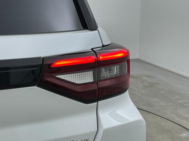 ロッキー プレミアムＧ　ＨＥＶ　純正９インチナビ　パノラマモニター　ドライブレコーダー　ＬＥＤライト　レーダークルーズコントロール　シートヒーター　ハーフレザーシート　プッシュスタート　オートライト　地デジＴＶ　衝突軽減ブレーキ（73枚目）