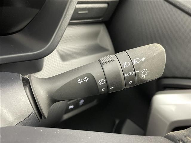 ライズ Ｚ　純正９型ディスプレイオーディオ　全方位カメラ　レーダークルーズコントロール　ブラインドスポットモニター　ビルトインＥＴＣ　ＡｐｐｌｅＣａｒｐｌａｙ　コーナーセンサー　衝突軽減ブレーキ　シートヒーター（31枚目）