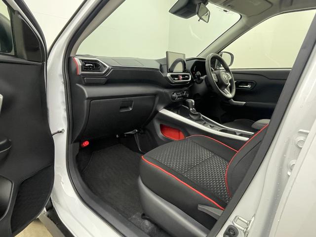 ライズ Ｚ　純正９型ディスプレイオーディオ　全方位カメラ　レーダークルーズコントロール　ブラインドスポットモニター　ビルトインＥＴＣ　ＡｐｐｌｅＣａｒｐｌａｙ　コーナーセンサー　衝突軽減ブレーキ　シートヒーター（52枚目）