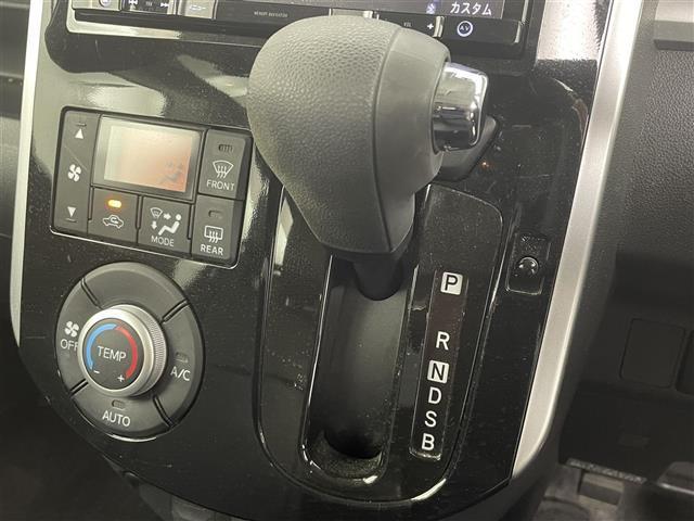 タント カスタム X SAII 8インチナビ バックカメラ 10.2インチフリップダウンモニター 両側パワースライドドア ETC スマートアシスト 衝突軽減システム オートライト LEDヘッドライト 純正フロアマット スマートキー(30枚目)