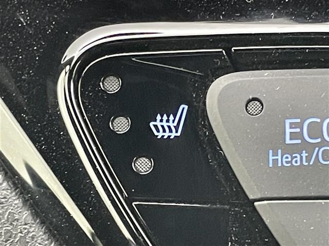 Ｃ－ＨＲ Ｇ　モード　ネロ　セーフティプラス　８型ディスプレイ　パノラマミックビューモニター　ハーフレザーシート　シートヒーター　ビルトインＥＴＣ　前後ドライブレコーダー　トヨタセーフティーセンス　コーナーセンサー　ＬＥＤヘッドライト　フォグ（5枚目）