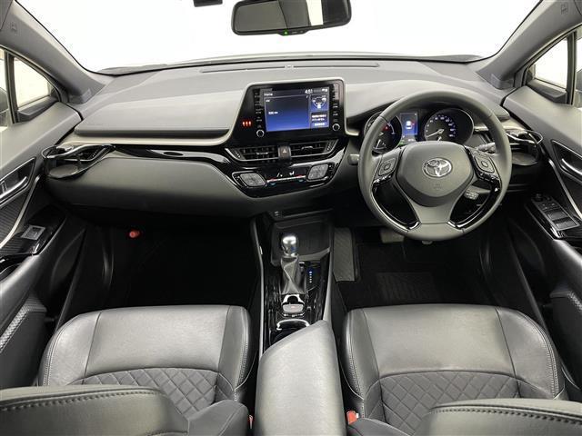 Ｃ－ＨＲ Ｇ　モード　ネロ　セーフティプラス　８型ディスプレイ　パノラマミックビューモニター　ハーフレザーシート　シートヒーター　ビルトインＥＴＣ　前後ドライブレコーダー　トヨタセーフティーセンス　コーナーセンサー　ＬＥＤヘッドライト　フォグ（12枚目）