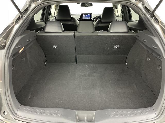 Ｃ－ＨＲ Ｇ　モード　ネロ　セーフティプラス　８型ディスプレイ　パノラマミックビューモニター　ハーフレザーシート　シートヒーター　ビルトインＥＴＣ　前後ドライブレコーダー　トヨタセーフティーセンス　コーナーセンサー　ＬＥＤヘッドライト　フォグ（14枚目）