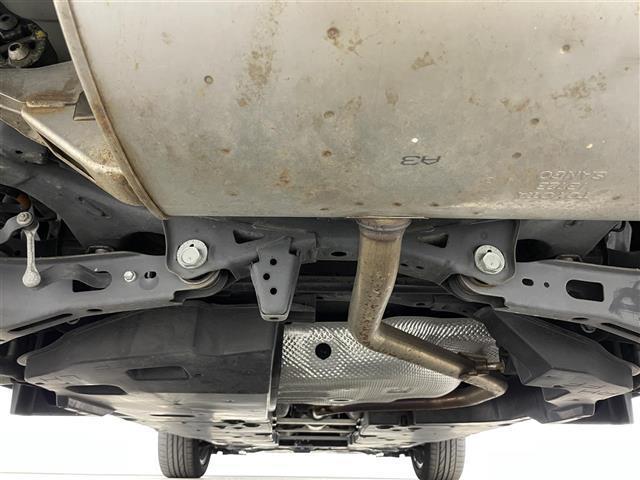 Ｃ－ＨＲ Ｇ　モード　ネロ　セーフティプラス　８型ディスプレイ　パノラマミックビューモニター　ハーフレザーシート　シートヒーター　ビルトインＥＴＣ　前後ドライブレコーダー　トヨタセーフティーセンス　コーナーセンサー　ＬＥＤヘッドライト　フォグ（23枚目）