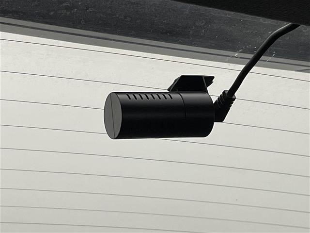 Ｃ－ＨＲ Ｇ　モード　ネロ　セーフティプラス　８型ディスプレイ　パノラマミックビューモニター　ハーフレザーシート　シートヒーター　ビルトインＥＴＣ　前後ドライブレコーダー　トヨタセーフティーセンス　コーナーセンサー　ＬＥＤヘッドライト　フォグ（42枚目）