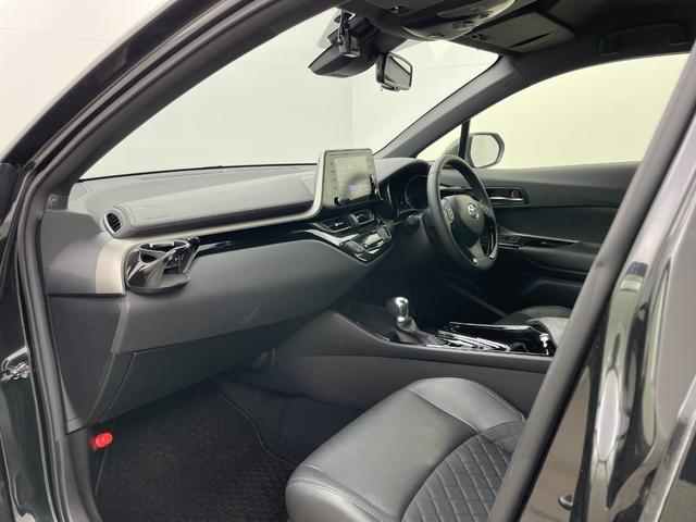 Ｃ－ＨＲ Ｇ　モード　ネロ　セーフティプラス　８型ディスプレイ　パノラマミックビューモニター　ハーフレザーシート　シートヒーター　ビルトインＥＴＣ　前後ドライブレコーダー　トヨタセーフティーセンス　コーナーセンサー　ＬＥＤヘッドライト　フォグ（52枚目）