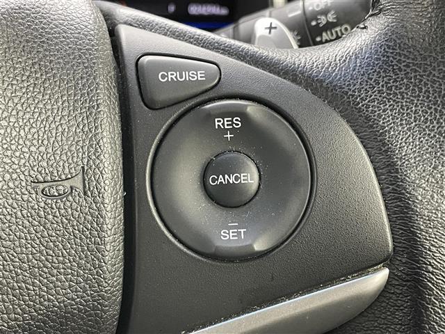 シャトル ハイブリッドＸ　純正ナビ　バックカメラ　衝突軽減ブレーキ　クルーズコントロール　ハーフレザーシート　前後ドライブレコーダー　ビルトインＥＴＣ　ＬＥＤヘッドライト　フォグライト　パドルシフト　スマートキー２本　マット（5枚目）