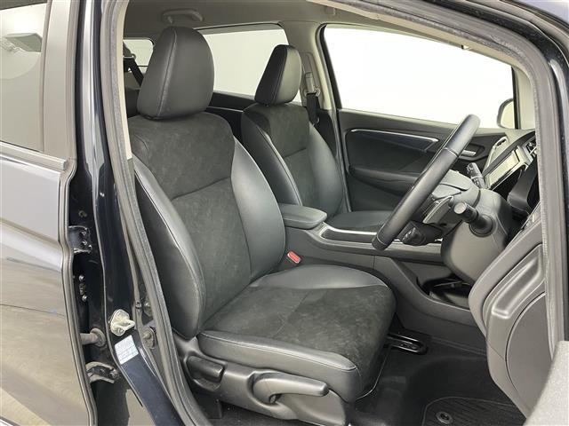 シャトル ハイブリッドＸ　純正ナビ　バックカメラ　衝突軽減ブレーキ　クルーズコントロール　ハーフレザーシート　前後ドライブレコーダー　ビルトインＥＴＣ　ＬＥＤヘッドライト　フォグライト　パドルシフト　スマートキー２本　マット（8枚目）