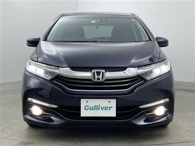 シャトル ハイブリッドＸ　純正ナビ　バックカメラ　衝突軽減ブレーキ　クルーズコントロール　ハーフレザーシート　前後ドライブレコーダー　ビルトインＥＴＣ　ＬＥＤヘッドライト　フォグライト　パドルシフト　スマートキー２本　マット（17枚目）