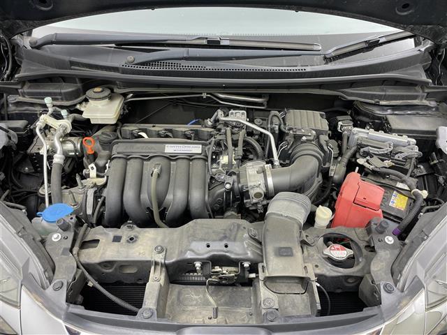 シャトル ハイブリッドＸ　純正ナビ　バックカメラ　衝突軽減ブレーキ　クルーズコントロール　ハーフレザーシート　前後ドライブレコーダー　ビルトインＥＴＣ　ＬＥＤヘッドライト　フォグライト　パドルシフト　スマートキー２本　マット（21枚目）