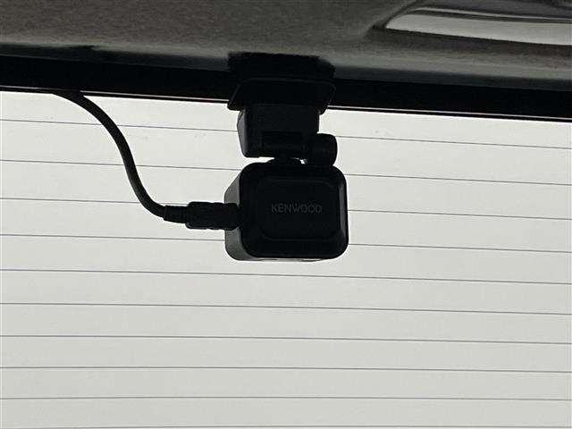 シャトル ハイブリッドＸ　純正ナビ　バックカメラ　衝突軽減ブレーキ　クルーズコントロール　ハーフレザーシート　前後ドライブレコーダー　ビルトインＥＴＣ　ＬＥＤヘッドライト　フォグライト　パドルシフト　スマートキー２本　マット（42枚目）