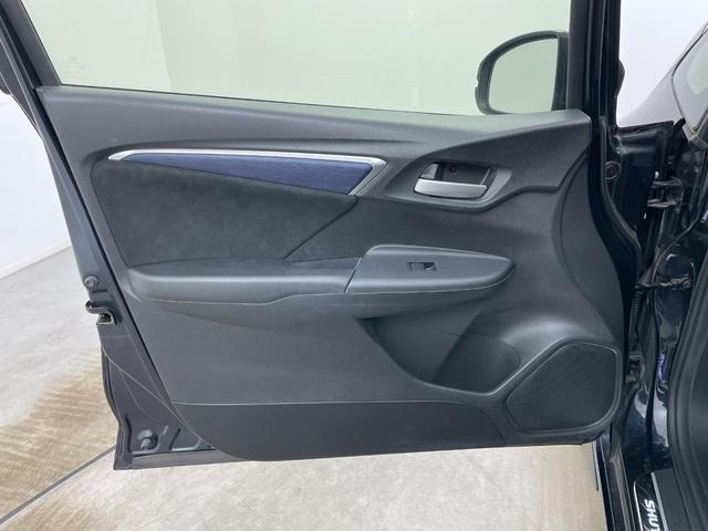 シャトル ハイブリッドＸ　純正ナビ　バックカメラ　衝突軽減ブレーキ　クルーズコントロール　ハーフレザーシート　前後ドライブレコーダー　ビルトインＥＴＣ　ＬＥＤヘッドライト　フォグライト　パドルシフト　スマートキー２本　マット（49枚目）