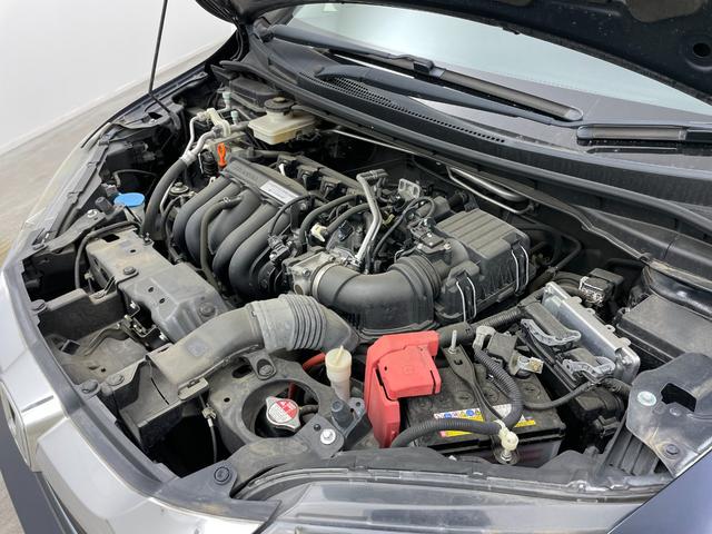 シャトル ハイブリッドＸ　純正ナビ　バックカメラ　衝突軽減ブレーキ　クルーズコントロール　ハーフレザーシート　前後ドライブレコーダー　ビルトインＥＴＣ　ＬＥＤヘッドライト　フォグライト　パドルシフト　スマートキー２本　マット（75枚目）