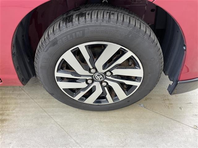 【タイヤ・ホイール】『タイヤ／ホイール周辺』の画像になります。写真の内容に関してご不明点、ご質問等がございましたらお気軽にガリバー店舗までお問い合わせください。