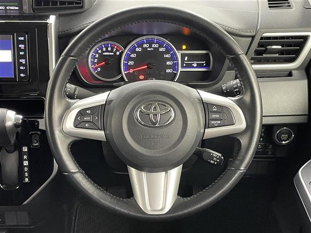 【ステアリング】ステアリングはとても綺麗な状態です☆