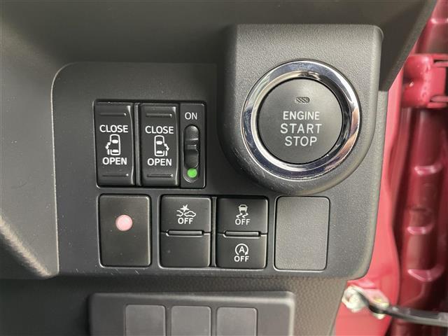 【運転席操作部】『運転席周辺の装備』の画像になります。快適なドライブを楽しむための機能が装備されています！運転席から触れるので使いやすいです！