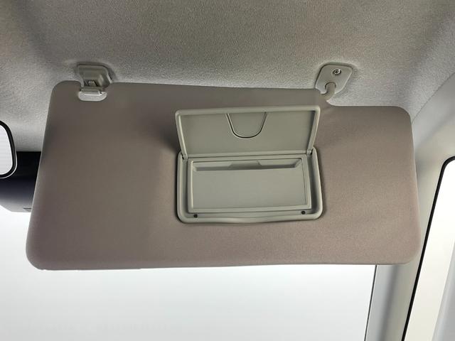 【バックミラー】『バックミラー周辺』の画像になります。写真の内容に関してご不明点、ご質問等がございましたらお気軽にガリバー店舗までお問い合わせください。