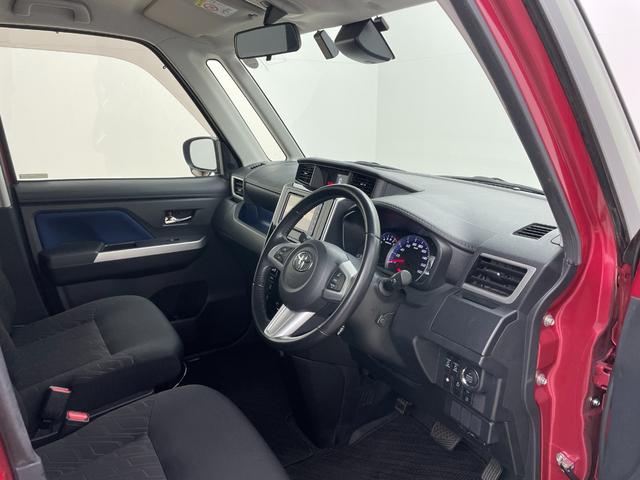 【運転席】『運転席周辺』の画像になります。写真の内容に関してご不明点、ご質問等がございましたらお気軽にガリバー店舗までお問い合わせください。