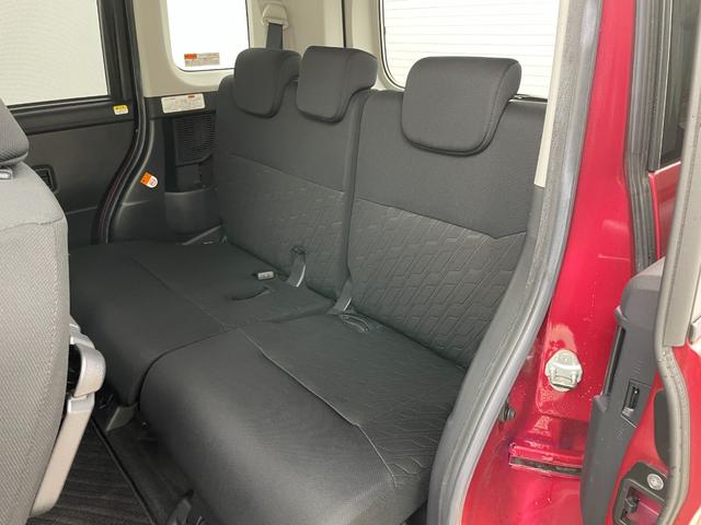 【後部座席】『後部座席周辺』の画像になります。写真の内容に関してご不明点、ご質問等がございましたらお気軽にガリバー店舗までお問い合わせください。