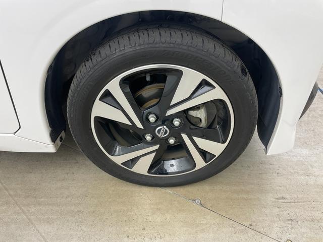 ルークス ハイウェイスター　Ｇターボプロパイロットエディション　純正９インチナビ　エマージェンシーブレーキ　プロパイロット　アラウンドビューモニター　両側パワースライドドア　ＬＥＤヘッドライト　ＥＴＣ　オートブレーキホールド　オートハイビーム　ドライブレコーダー（15枚目）