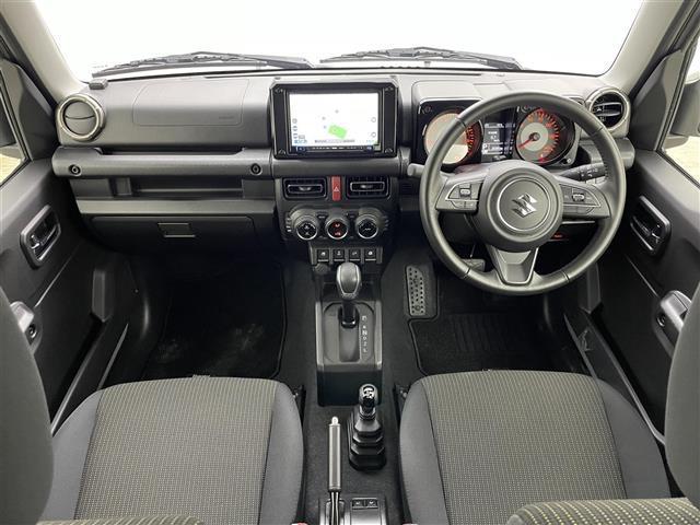 ジムニー ＸＣ　８インチナビ　シートヒーター　ＬＥＤヘッドライト　ＥＴＣ　バックカメラ　クルーズコントロール　フルセグ　Ｂｌｕｅｔｏｏｔｈ　オートハイビーム　ダウンヒルアシスト　スマートキー　ＣＤＤＶＤ　フォグランプ（12枚目）