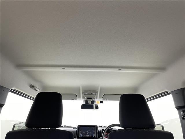ジムニー ＸＣ　８インチナビ　シートヒーター　ＬＥＤヘッドライト　ＥＴＣ　バックカメラ　クルーズコントロール　フルセグ　Ｂｌｕｅｔｏｏｔｈ　オートハイビーム　ダウンヒルアシスト　スマートキー　ＣＤＤＶＤ　フォグランプ（13枚目）