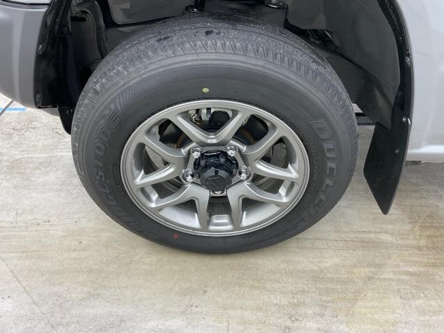 ジムニー ＸＣ　８インチナビ　シートヒーター　ＬＥＤヘッドライト　ＥＴＣ　バックカメラ　クルーズコントロール　フルセグ　Ｂｌｕｅｔｏｏｔｈ　オートハイビーム　ダウンヒルアシスト　スマートキー　ＣＤＤＶＤ　フォグランプ（76枚目）