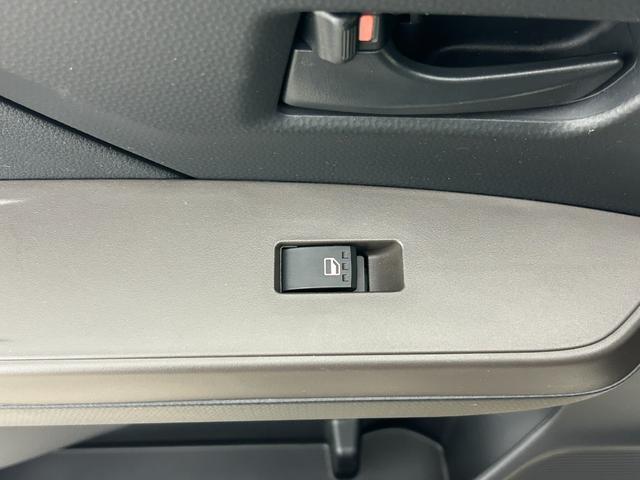 ルーミー Ｇ－Ｔ　純正９インチナビ　パノラミックビューモニター　両側パワースライドドア　衝突軽減ブレーキ　ドライブレコーダー　クルーズコントロール　オートハイビーム　オートライト　ビルトインＥＴＣ　ＬＥＤヘッドライト（48枚目）